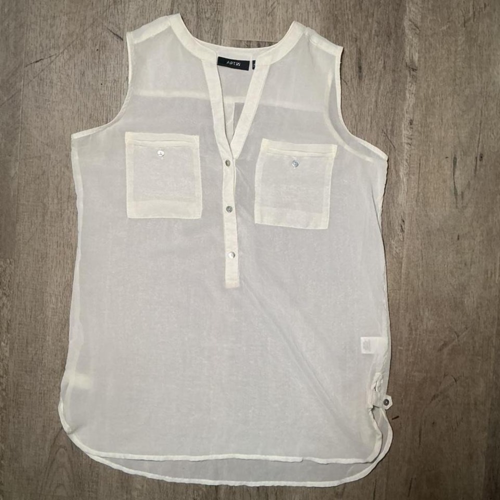 Apt. 9 White Sheer Button Up Top Chest Pockets NWT Sleeveless Casual Summer